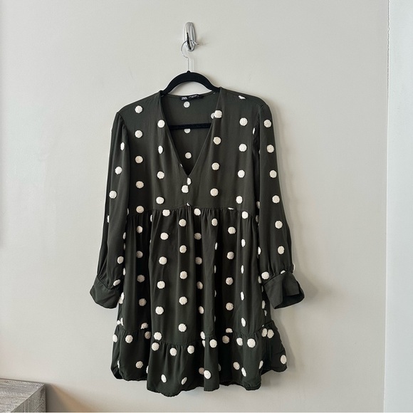 Zara Long Sleeve Polka Dot Appliqué Mini Dress (Size: Medium) - Picture 4 of 10